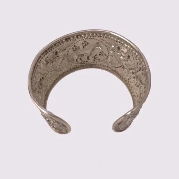 Vintage Equestrian Sterling Silver Wide Cuff Bracelet Stamped 925 - Picture 8 of 12